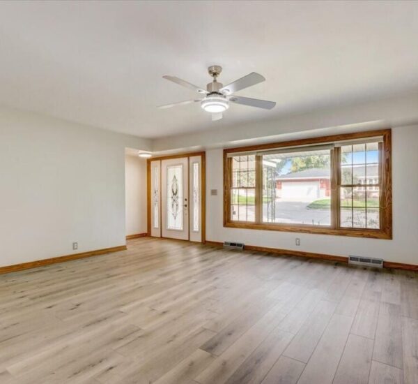2205 W Clayton Crest 2
