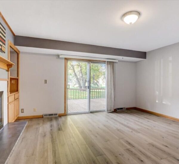 2205 W Clayton Crest 7