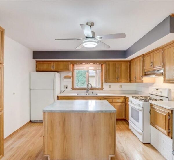 2205 W Clayton Crest 9