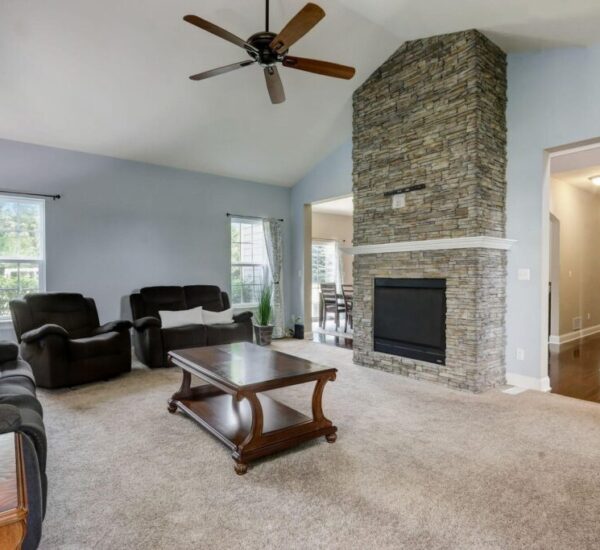 6 N117W17878 Augusta Ct