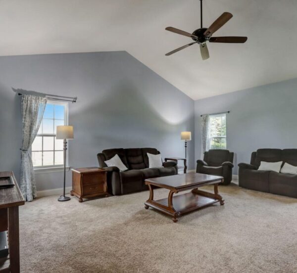 8 N117W17878 Augusta Ct