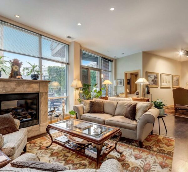 5 1111 N Marshall St 204 Milwaukee