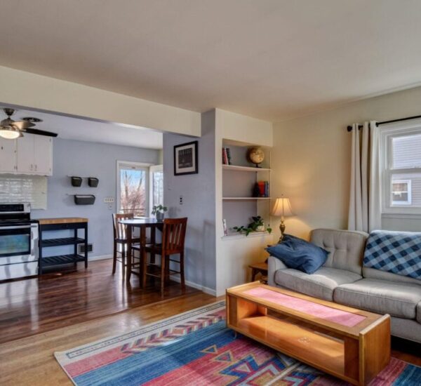 6 4188 S Kingan Ave Saint Francis