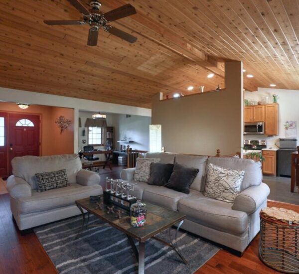 4 270 Pine St Fredonia