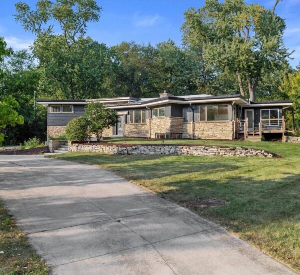 1 11310 N Meadowbrook Drive