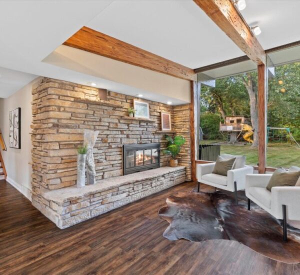 4 11310 N Meadowbrook Drive