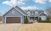 W143N6566 Aspen Dr Menomonee Falls