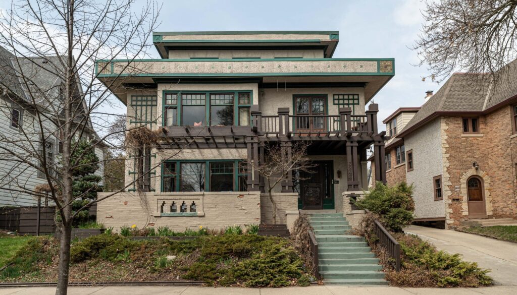 3243 N Summit Ave 2 Milwaukee 3243 N Summit Ave 2 Milwaukee