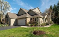 N21W24129 Dorchester Dr 18A Pewaukee