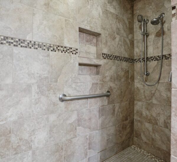 37-web-or-mls-W168N10315 Wildrose Ln-S1309-037
