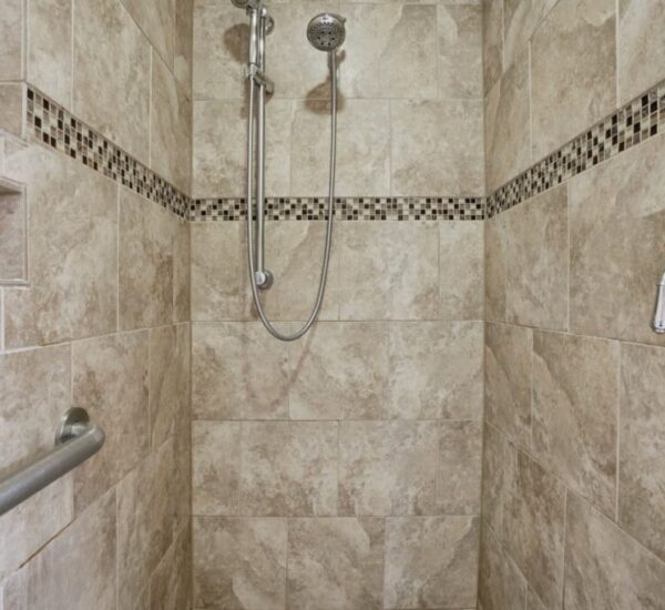 38-web-or-mls-W168N10315 Wildrose Ln-S1309-038