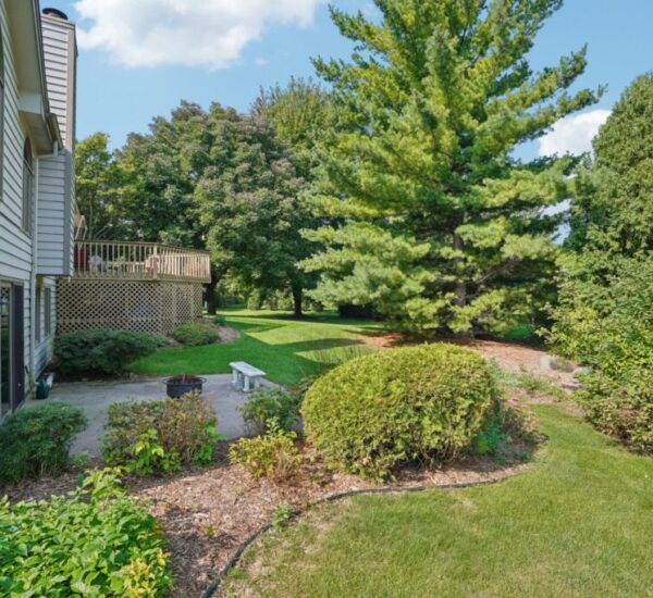 74-web-or-mls-W168N10315 Wildrose Ln-S1309-059
