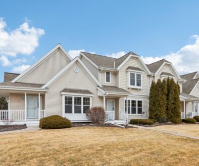 2-web-or-mls-N28W6646 Alyce St-S0403-002