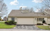 10042 N Holmes Ct Mequon, Wisconsin 53092