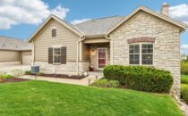 2-web-or-mls-Ann Marie Way 7-S2804-002