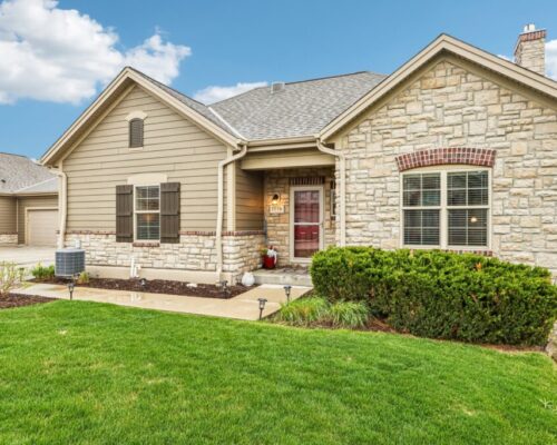 2-web-or-mls-Ann Marie Way 7-S2804-002
