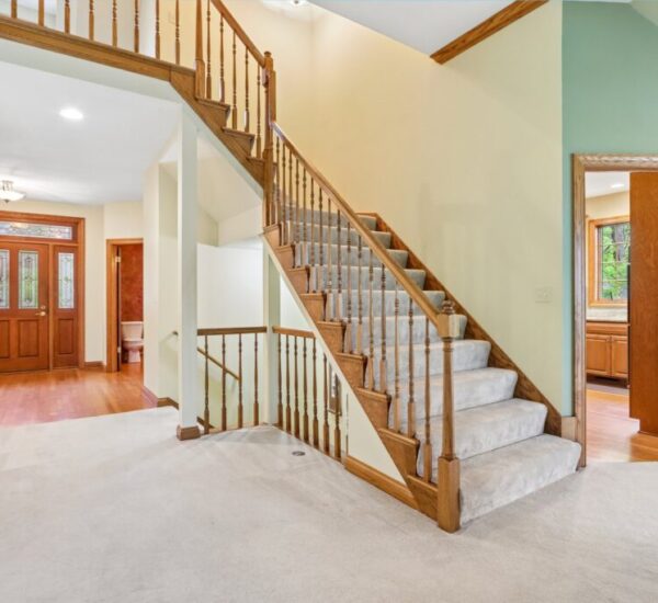 2-web-or-mls-W North Ave a-S1305-030