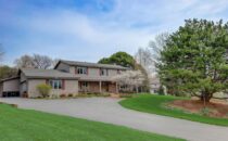1290 Betsy Ross Ct