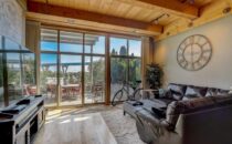 601 E Erie St 206