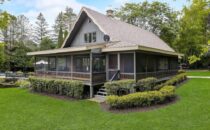 988 Knollwood Dr