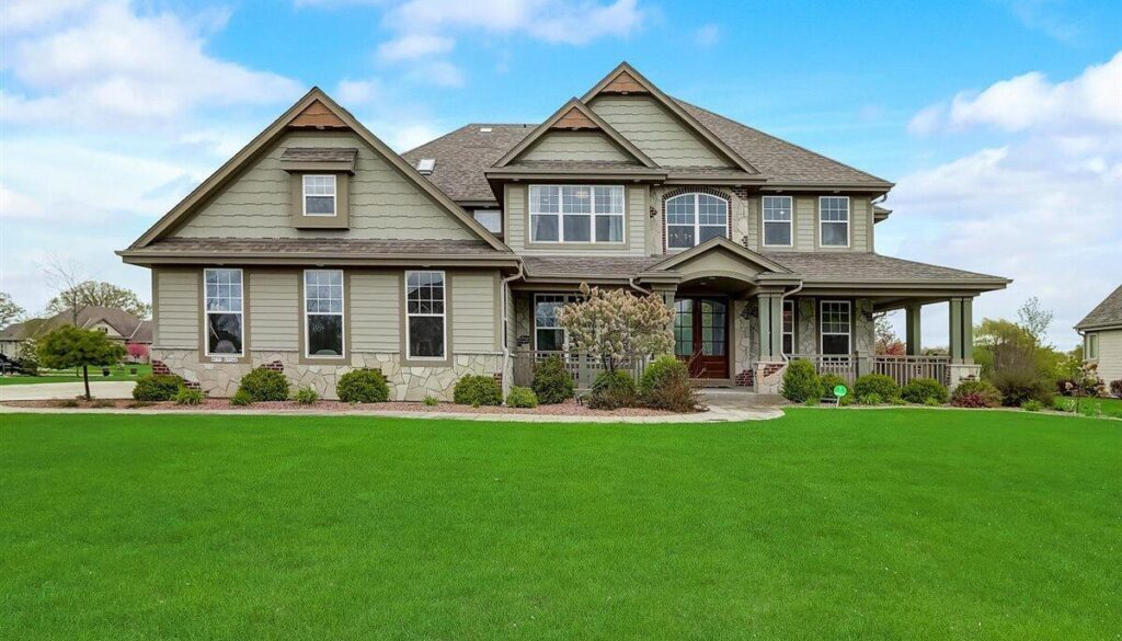 W175N5340 Highridge Dr